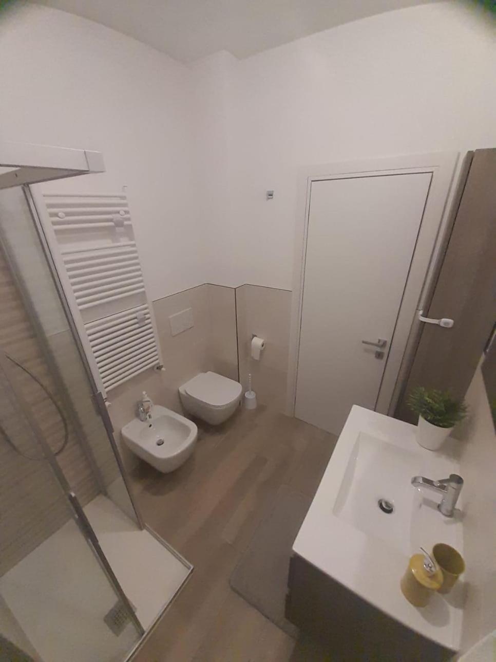 Citrus Apartment Brenzone エクステリア 写真